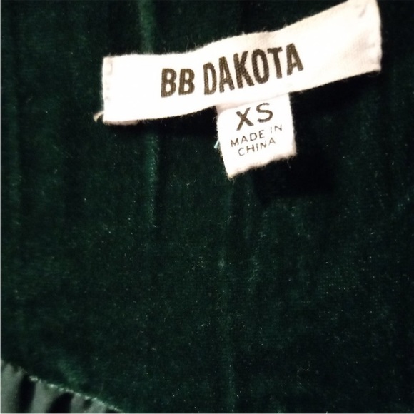 BB Dakota dark green velvet wrap dress - Picture 3 of 6